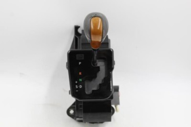 2007 - 2012 Lexus ES350 Automatic Transmission Gear Selector Shifter OEM #17892