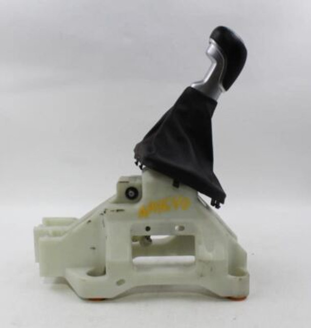 2019-2021 KIA FORTE AUTOMATIC TRANSMISSION GEAR SHIFTER SELECTOR OEM #17744