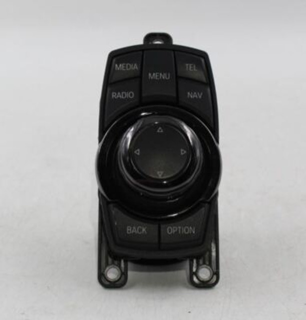 Audio Equipment Radio Fits 2013 BMW 528I OEM #17709 9286701-01, 9286701