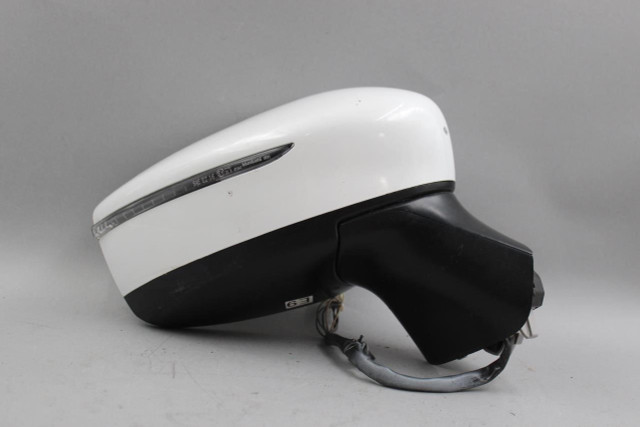 Right Passenger Side White Door Mirror Power LED 2020-21 NISSAN VERSA OEM #36959 963015EE6A, 963125EF0A high resolution2