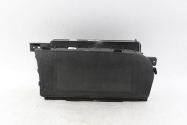 Info-GPS-TV Screen 216 Type CL550 Fits 07-09 MERCEDES CL-CLASS 15979 0263659008