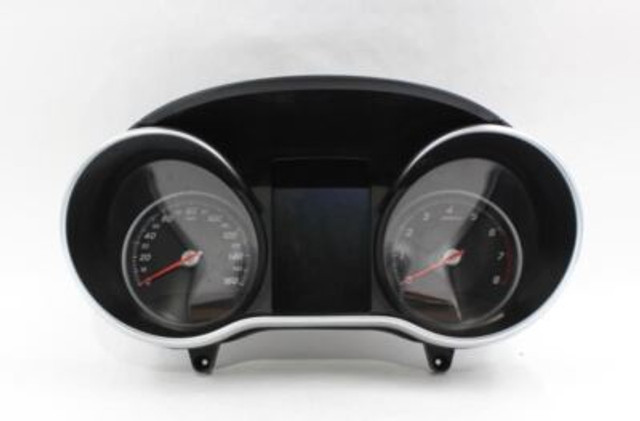 Speedometer 205 Type C300 MPH Sedan Fits 2015 MERCEDES C-CLASS OEM #16587 A2059000716
