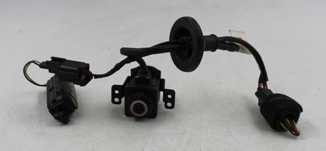 Camera/Projector Camera Rear Lid Mounted 2017-2018 KIA CADENZA OEM #14745 299177374, 95760F6100 high resolution2