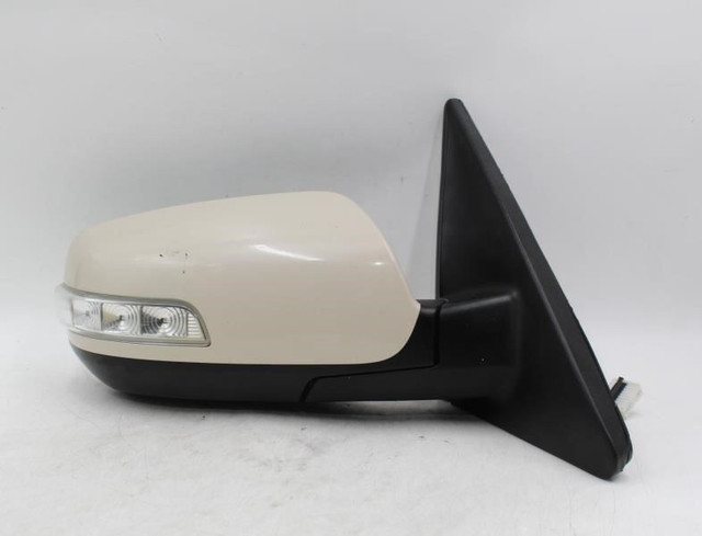 Right Passenger Side Beige Door Mirror Power 2011-2015 KIA SORENTO OEM #12482 high resolution2 Right Passenger Side Beige Door Mirror Power 2011-2015 KIA SORENTO OEM #12482 high resolution2