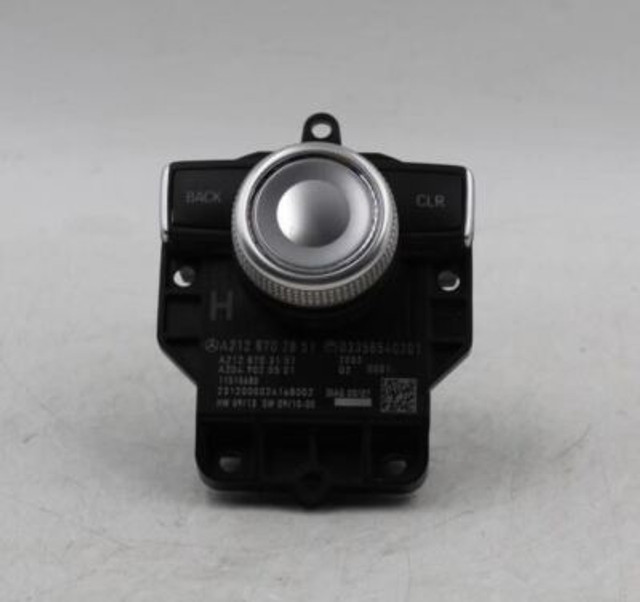 Audio Equipment Radio 207 Type Convertible E350 2012 MERCEDES E-CLASS OEM #9803 A2128702851