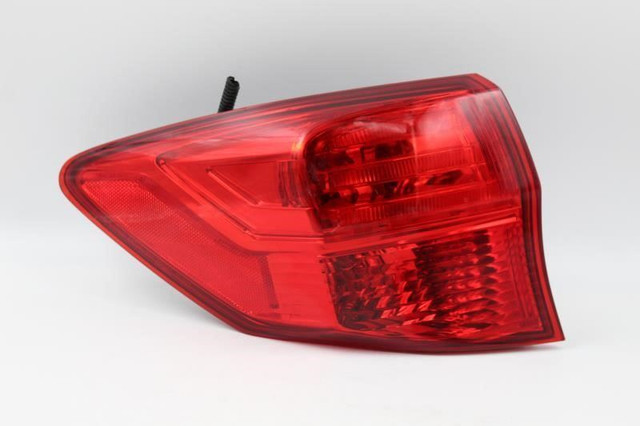 Right Passenger Tail Light Quarter Panel Mounted 13-15 TOYOTA RAV4 OEM #5751 high resolution2