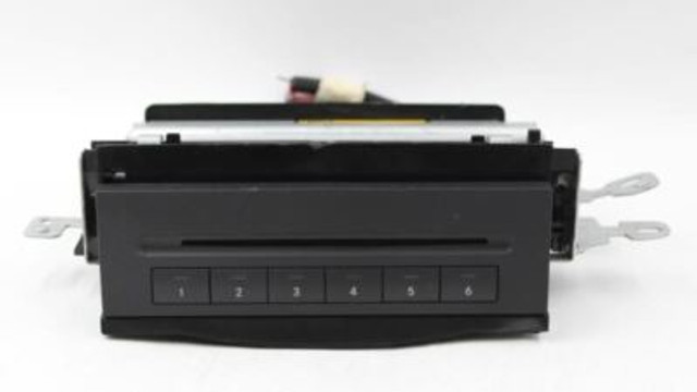 Audio Equipment Radio 251 Type R350 Changer 2006-13 MERCEDES R-CLASS OEM #7483 2118705390