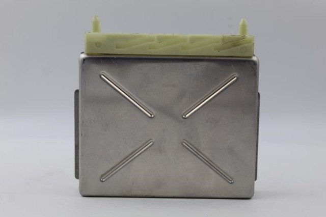 Engine ECM Electronic Control Module Turbo Fits 05-09 VOLVO 60 SERIES 3488 P30735494 high resolution2 Engine ECM Electronic Control Module Turbo Fits 05-09 VOLVO 60 SERIES 3488 P30735494 high resolution2