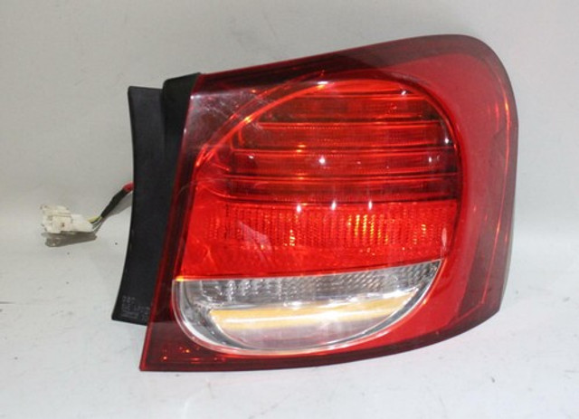 06 07 08 09 10 11 LEXUS GS350 GS430 RIGHT PASSENGER SIDE TAIL LIGHT OEM 06 07 08 09 10 11 LEXUS GS350 GS430 RIGHT PASSENGER SIDE TAIL LIGHT OEM