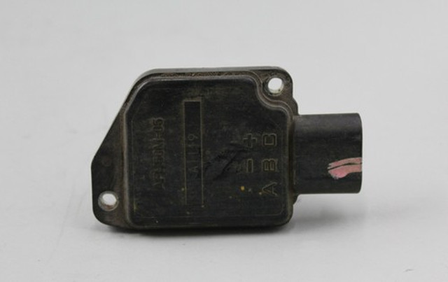 99 00 01 02 CHEVROLET CAMARO PONTIAC BONNEVILLE MASS AIRFLOW SENSOR METER OEM AFH50M-05
