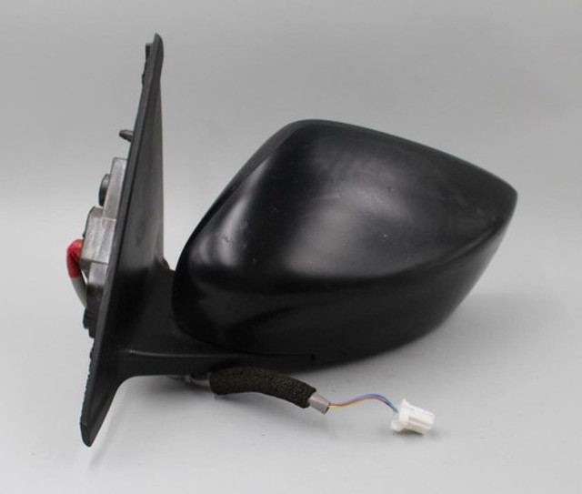 18 19 NISSAN KICKS LEFT DRIVER SIDE BLACK POWER DOOR MIRROR OEM 044622 18 19 NISSAN KICKS LEFT DRIVER SIDE BLACK POWER DOOR MIRROR OEM 044622