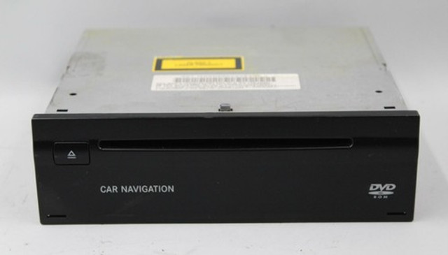 04 05 06 (2004-2006) MERCEDES E350 CD PLAYER NAVIGATION OEM A2208703589002 04 05 06 (2004-2006) MERCEDES E350 CD PLAYER NAVIGATION OEM A2208703589002