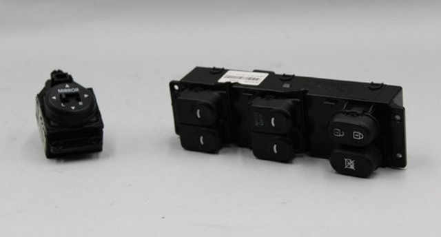 13 14 15 16 17 HYUNDAI ACCENT LEFT DRIVER SIDE MASTER WINDOW SWITCH OEM 93570-1R111