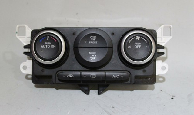10 11 12 MAZDA CX7 AC HEATER TEMPERATURE CLIMATE CONTROL PANEL K1900EH44B04 OEM