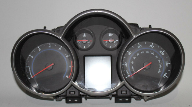 13 14 CHEVROLET CRUZE INSTRUMENT CLUSTER GAUGE SPEEDOMETER OEM 811511914 high resolution2 13 14 CHEVROLET CRUZE INSTRUMENT CLUSTER GAUGE SPEEDOMETER OEM 811511914 high resolution2