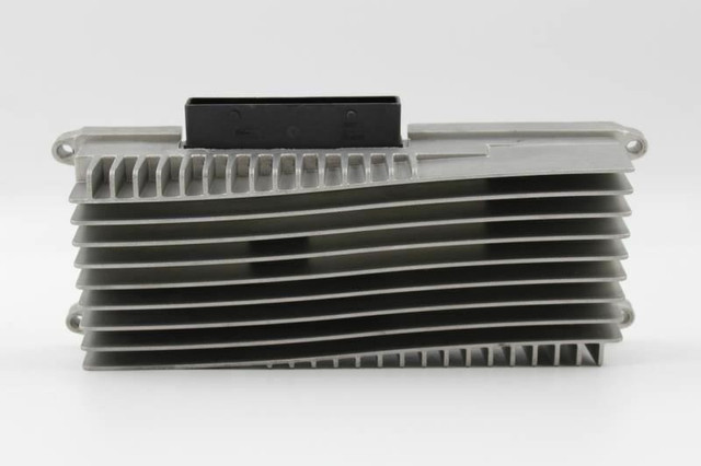 2010 AUDI Q5 AUDIO RADIO AMPLIFIER OEM #2005 8R0035223F high resolution2