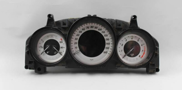 Speedometer 204 Type C250 Sedan AWD MPH Fits 12 MERCEDES C-CLASS 1465 high resolution2