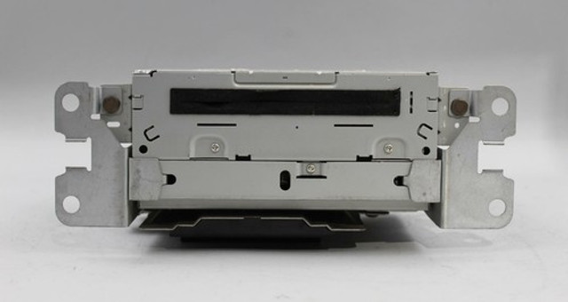 09 10 11 JAGUAR XF AM/FM RADIO CD PLAYER RECEIVER OEM 7G9N-14C230-NB