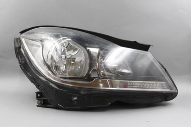 Left Driver Headlight 204 Type Halogen Fits 2012-2015 MERCEDES C250 OEM #36351 2048209959