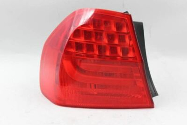 Left Driver Side Tail Light Sedan Canada Market 2009-2011 BMW 323i OEM #1158