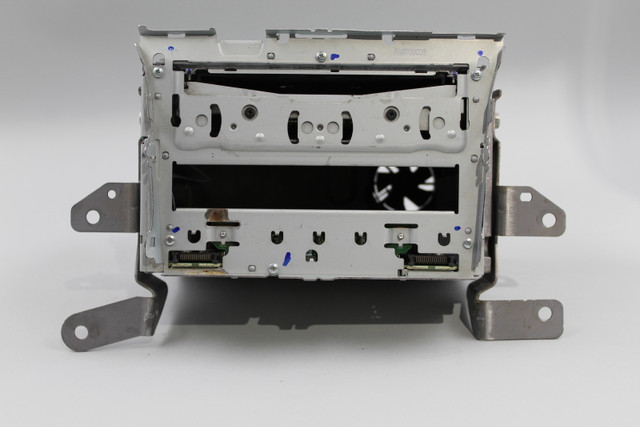 12 13 14 15 HONDA PILOT AM/FM RADIO CD PLAYER RECEIVER OEM 39100-5ZA-A320-M1 high resolution2 12 13 14 15 HONDA PILOT AM/FM RADIO CD PLAYER RECEIVER OEM 39100-5ZA-A320-M1 high resolution2
