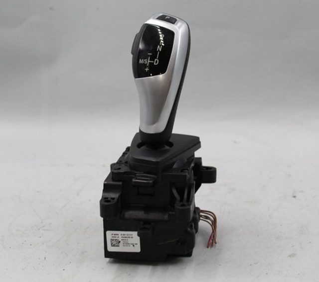 12 13 14 15 16 17 18 BMW 328I 335I CENTER CONSOLE AUTOMATIC GEAR SHIFTER 9291517-01 12 13 14 15 16 17 18 BMW 328I 335I CENTER CONSOLE AUTOMATIC GEAR SHIFTER 9291517-01