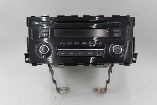 13 14 15 NISSAN ALTIMA AM/FM RADIO CD PLAYER RECEIVER W/ UNLOCK CODE OEM 281853TB0G 13 14 15 NISSAN ALTIMA AM/FM RADIO CD PLAYER RECEIVER W/ UNLOCK CODE OEM 281853TB0G