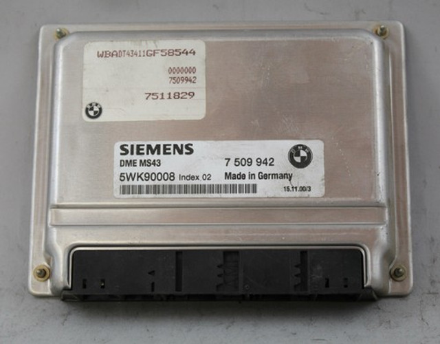 01 02 03 04 05 BMW 525I 325I 530I ECU ECM ENGINE CONTROL MODULE COMPUTER OEM 7509942 01 02 03 04 05 BMW 525I 325I 530I ECU ECM ENGINE CONTROL MODULE COMPUTER OEM 7509942