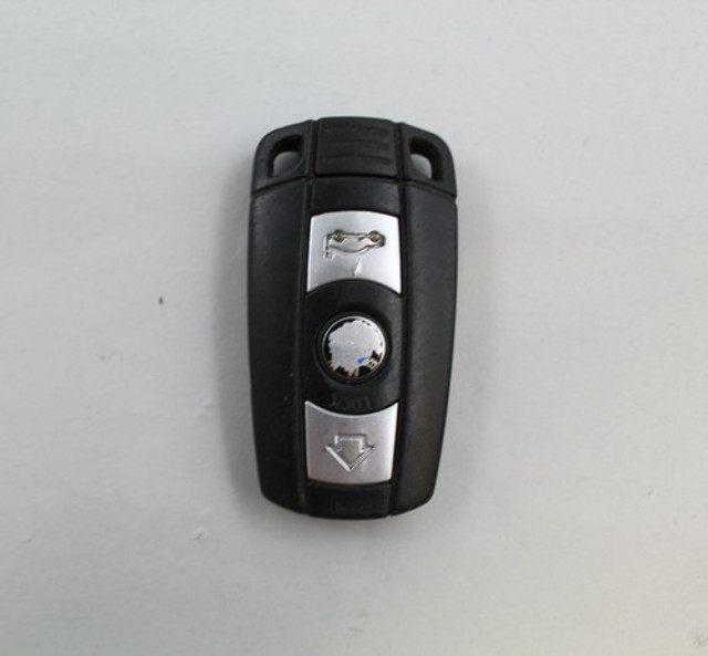 07 08 09 10 11 12 13 14 15 16 BMW X5 E90 E60 E92 E93 SMART KEY FOB OEM