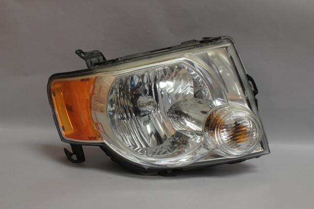 08 09 10 11 12 FORD ESCAPE RIGHT PASSENGER SIDE HALOGEN HEADLIGHT OEM high resolution2 08 09 10 11 12 FORD ESCAPE RIGHT PASSENGER SIDE HALOGEN HEADLIGHT OEM high resolution2