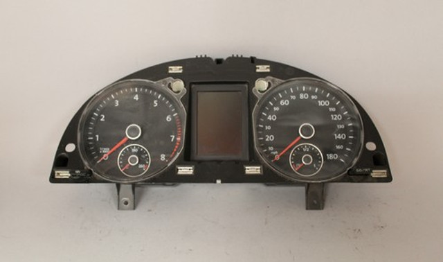 2010-2011 VOLKSWAGEN CC INSTRUMENT CLUSTER GAUGE SPEEDOMETER 3C8920970J OEM 2010-2011 VOLKSWAGEN CC INSTRUMENT CLUSTER GAUGE SPEEDOMETER 3C8920970J OEM