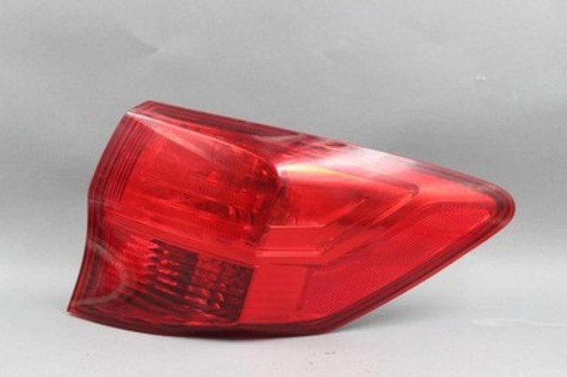 Passenger Right Tail Light Quarter Panel Mounted 2013-2015 ACURA RDX OEM #38882 33500TX4A01