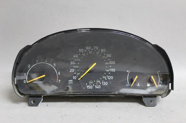 1999 2000 2001 SAAB 9-5 INSTRUMENT CLUSTER SPEEDOMETER 769215970 OEM