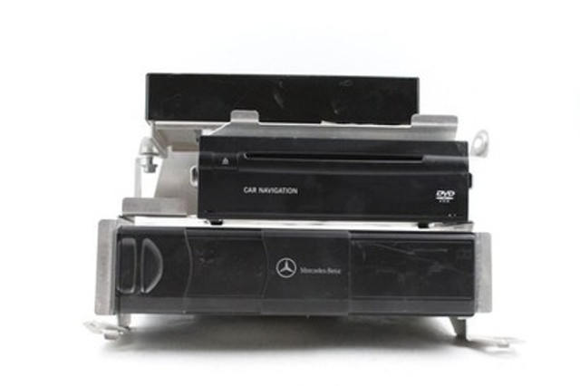 Audio Equipment Radio 203 Type C230 Fits 04-07 MERCEDES C-CLASS 39157 A2208274642