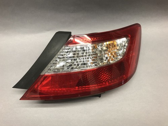 2006 2007 2008 Honda CIVIC Cpe Right Passenger Side Tail Light OEM