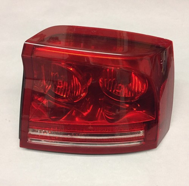 2006 2007 2008 Dodge Charger Right Passenger Side Tail Light Assembly OEM 2006 2007 2008 Dodge Charger Right Passenger Side Tail Light Assembly OEM