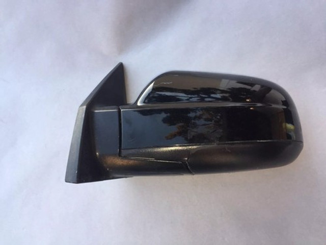 05 06 07 08 09 Hyundai Tucson Left Driver Side Power Door Mirror OEM 05 06 07 08 09 Hyundai Tucson Left Driver Side Power Door Mirror OEM