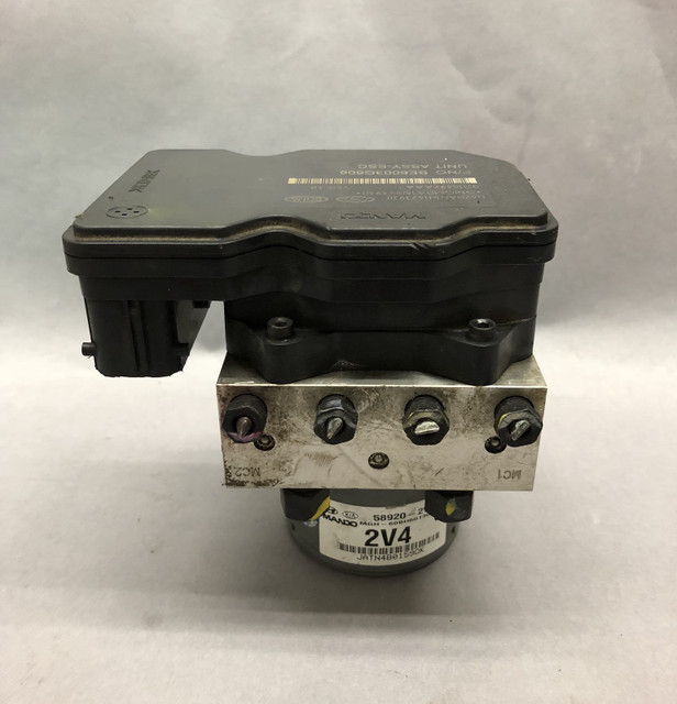 2014 HYUNDAI VELOSTAR 1.6L ANTI BRAKE LOCK ABS PUMP 589202V470 OEM high resolution2