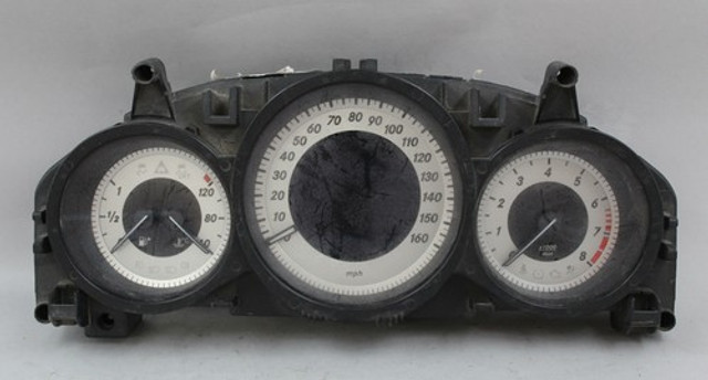 12 13 14 MERCEDES C-CLASS C230 C25 INSTRUMENT CLUSTER GAUGE SPEEDOMETER OEM - A-8340 A2049003808