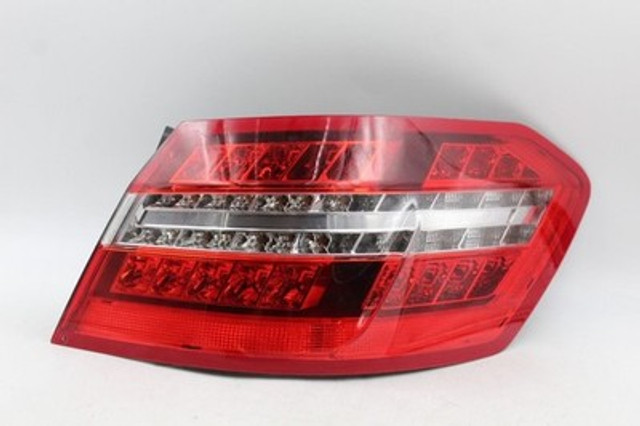 Right Passenger Tail Light 212 Type E350 Fits 2010-13 MERCEDES E-CLASS OEM 39012 A2129060858