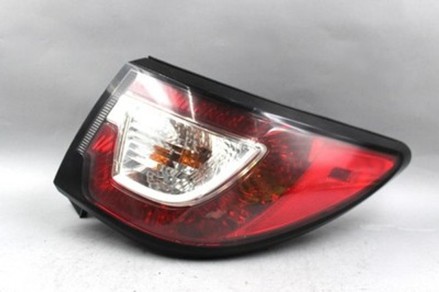 Passenger Tail Light Quarter Panel Mounted 2013-2017 TRAVERSE OEM #39233 23301757