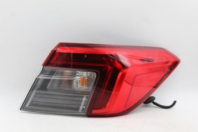 Passenger Tail Light Sedan Quarter Mounted Fits 2022-2023 HONDA CIVIC OEM #40092