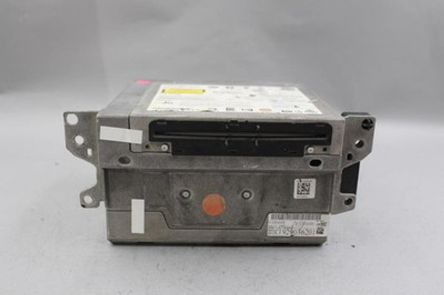 Audio Equipment Radio Am-fm-cd-navigation Receiver Fits 13-14 BMW 528i OEM 40761 929036201