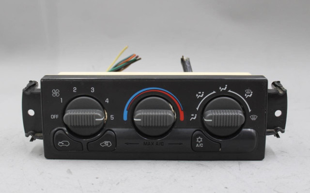 Temperature Control With AC Manual Control Fits 99-02 SIERRA 1500 PICKUP 43063 15054697