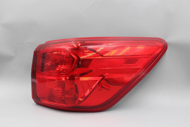 Right Passenger Tail Light Quarter Mounted 2017-2020 NISSAN PATHFINDER OEM 35450 265509PF0A high resolution2