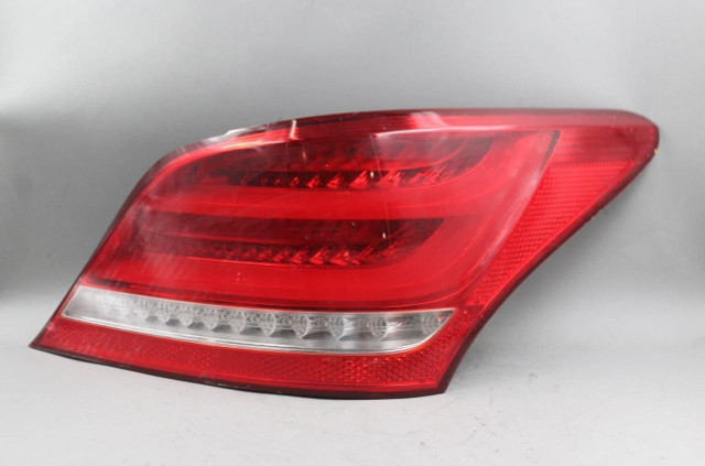 Passenger Right Tail Light Fits 2014-2016 HYUNDAI EQUUS OEM #44748 924023N510, 924023N510