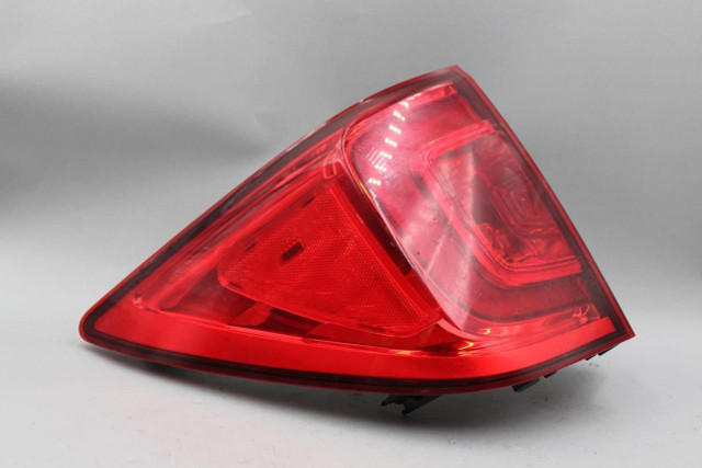 Driver Left Tail Light Quarter Mounted Fits 16-18 PILOT 35363 high resolution2