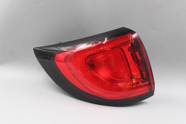 Left Driver Tail Light Quarter Panel Mounted Fits 2020-24 JEEP VOYAGER OEM 45304 68229029AD, 68229029AD