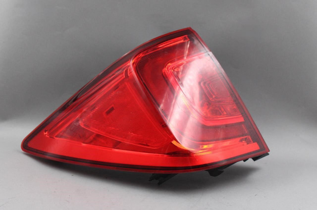 Left Driver Tail Light Quarter Mounted Fits 2022-2025 HONDA PILOT OEM #45415 33550TG7A01, 33550TG7A01