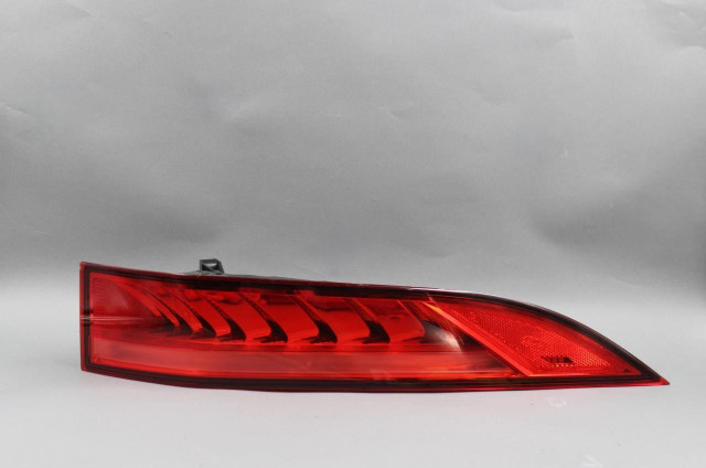 Passenger Tail Light Quarter Panel Mounted 2017-2020 F-PACE OEM #38873 T4A8138, T4A14075 high resolution2